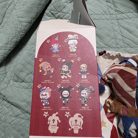 Pop Mart Why So Serious Labubu - Picture 6 of 6